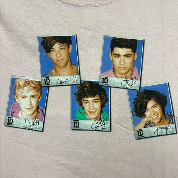 Women Jrs XL NWT Pink One Direction Bandmates Polariod Photo Signatures T-Shirt - Picture 3 of 5